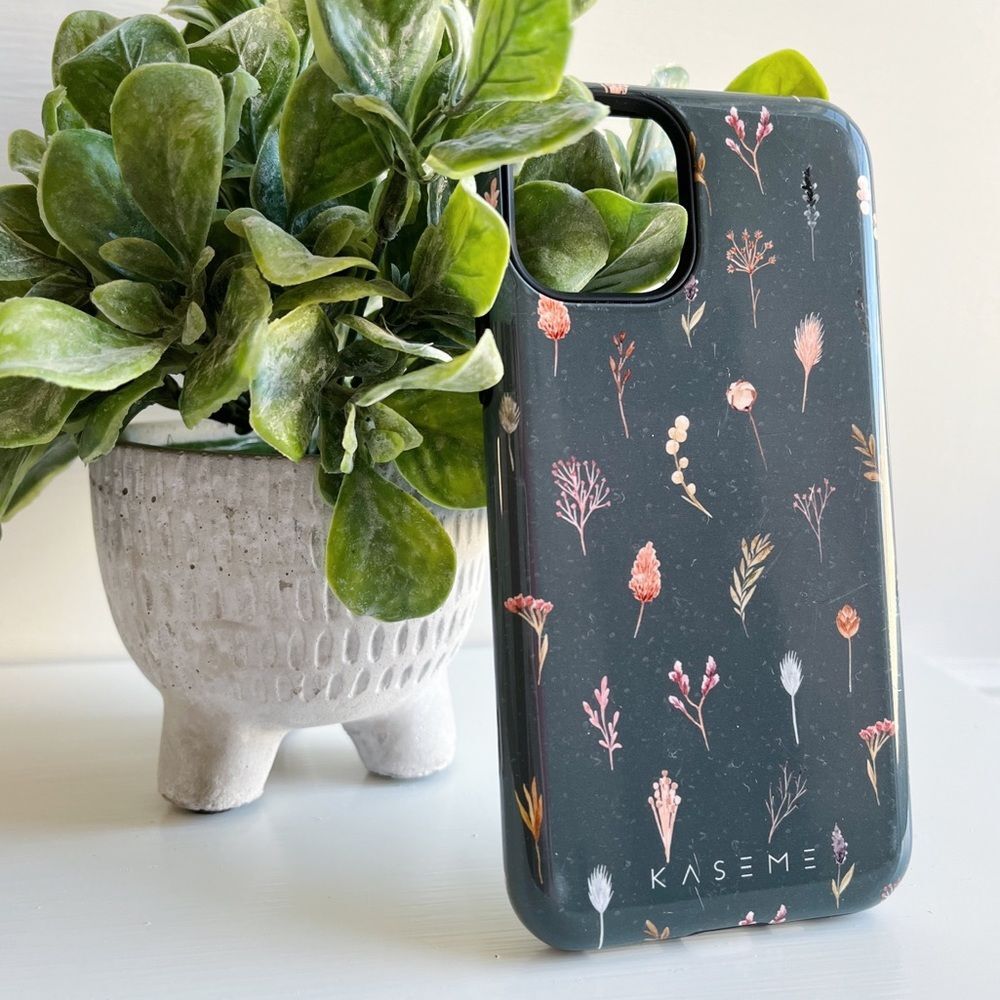 Kaseme Design Breezy Green Floral Protective Case | iPhone 11 Pro